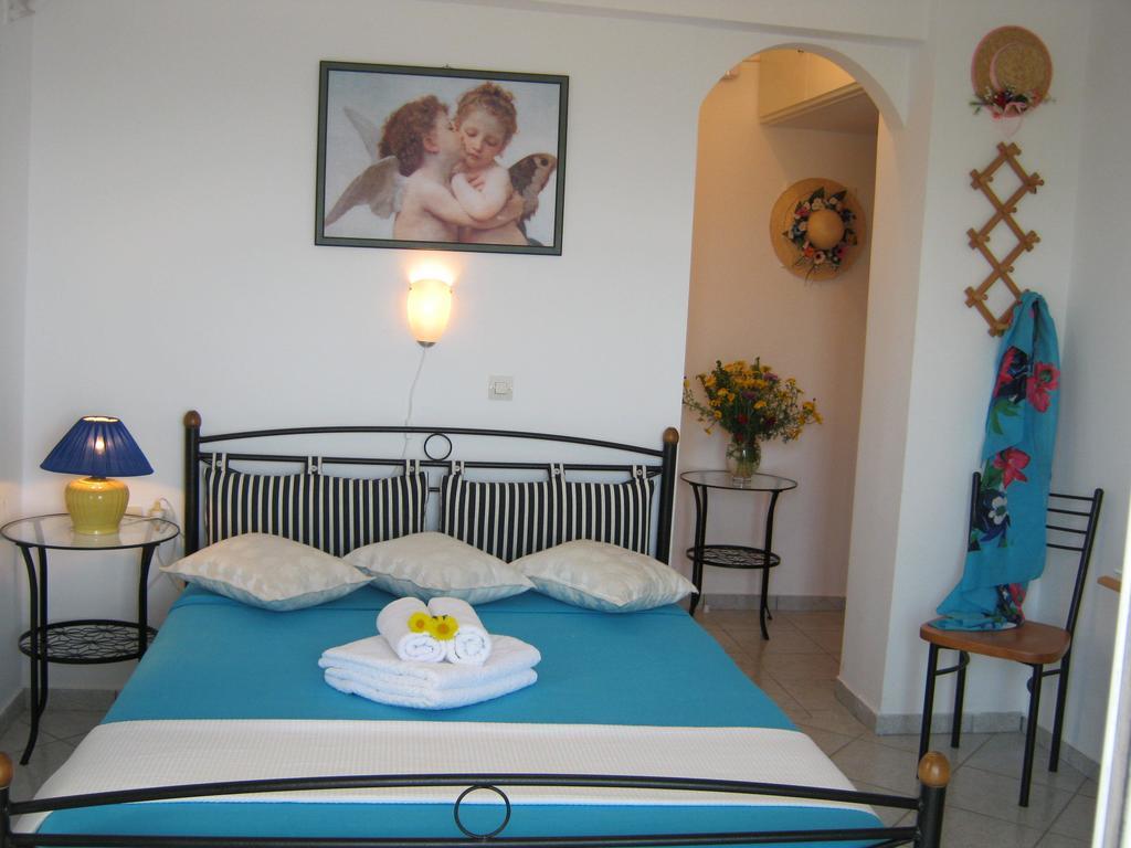 Neapoli Rooms Neápolis Zimmer foto